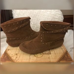 New In Box - Shiara Moccasin's